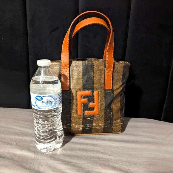Mini Fendi Tote - Picture 4 of 9